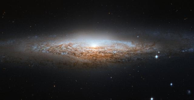NASA Hubble Spiesi supermullide stseen